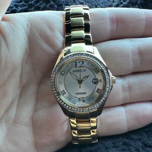 Brand new

Very beautiful